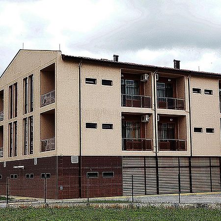 Incanto Family Hotel Sevlievo Exterior foto