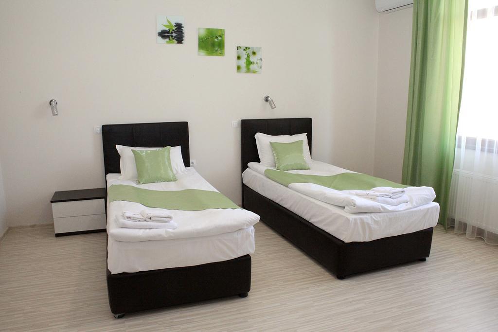 Incanto Family Hotel Sevlievo Exterior foto